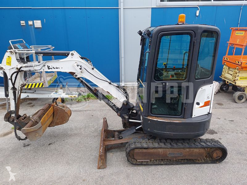 Rýpadlo Bobcat E25