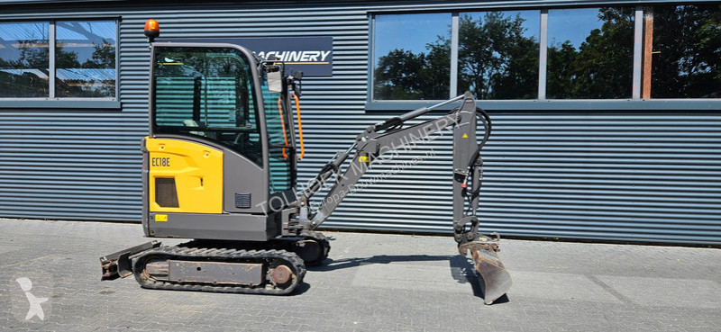 Rýpadlo Volvo EC18