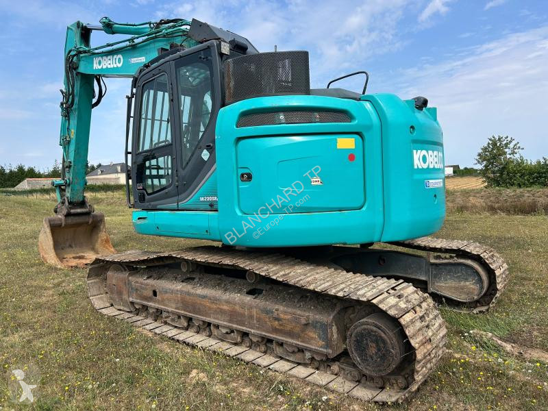 جرافة Kobelco SK230SRLC-3