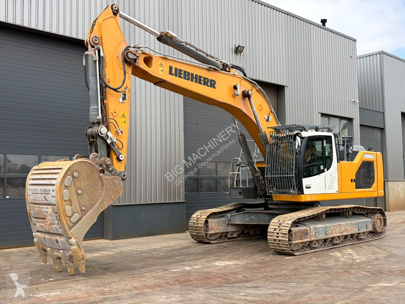 جرافة Liebherr R945 SHD