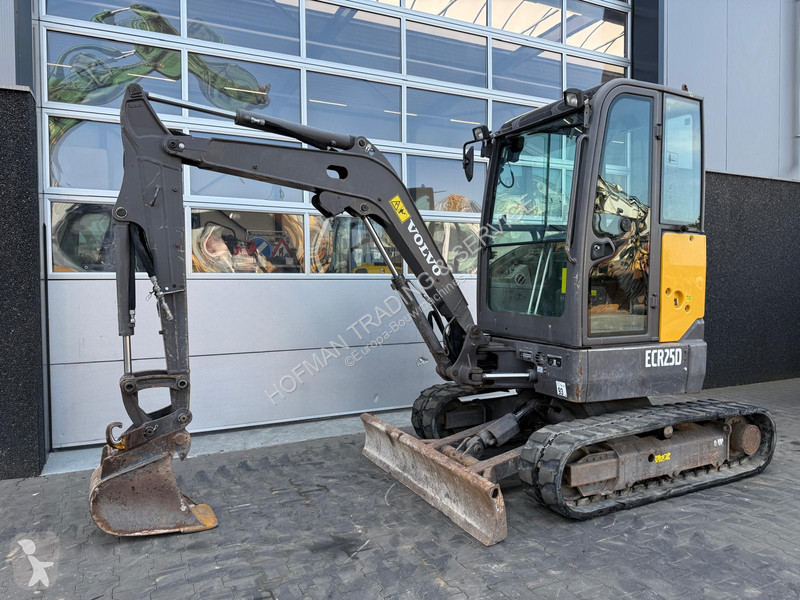 Skovl Volvo ECR25D