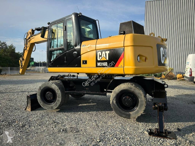 جرافة Caterpillar D