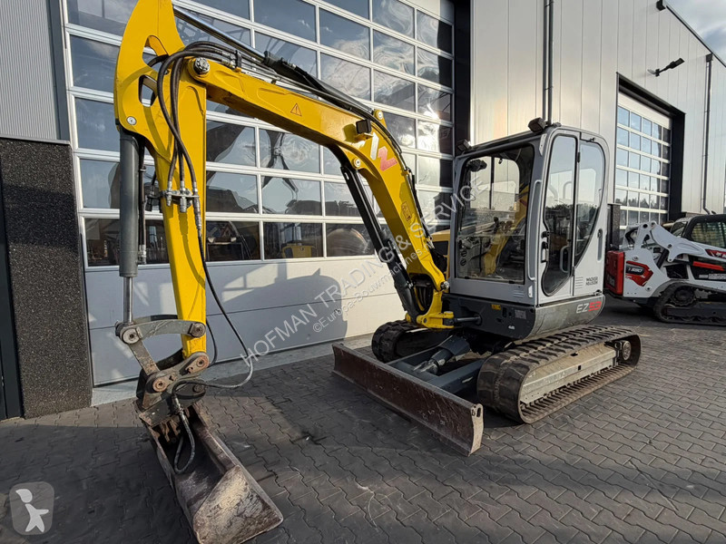 جرافة Wacker Neuson