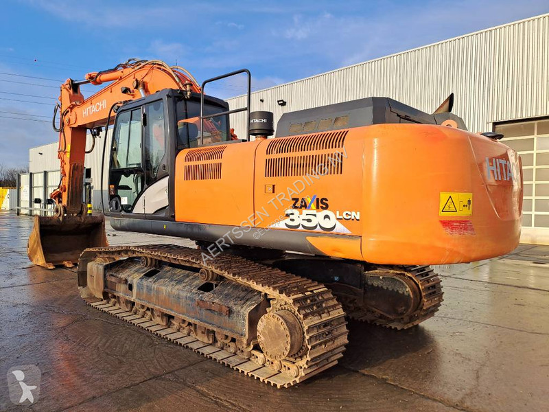 Lopatový nakládač Hitachi 6