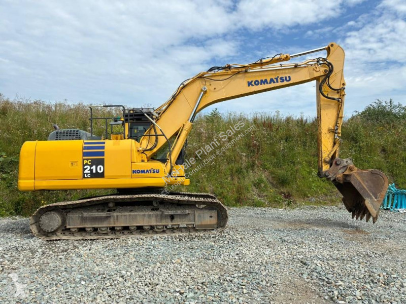 جرافة Komatsu LC10