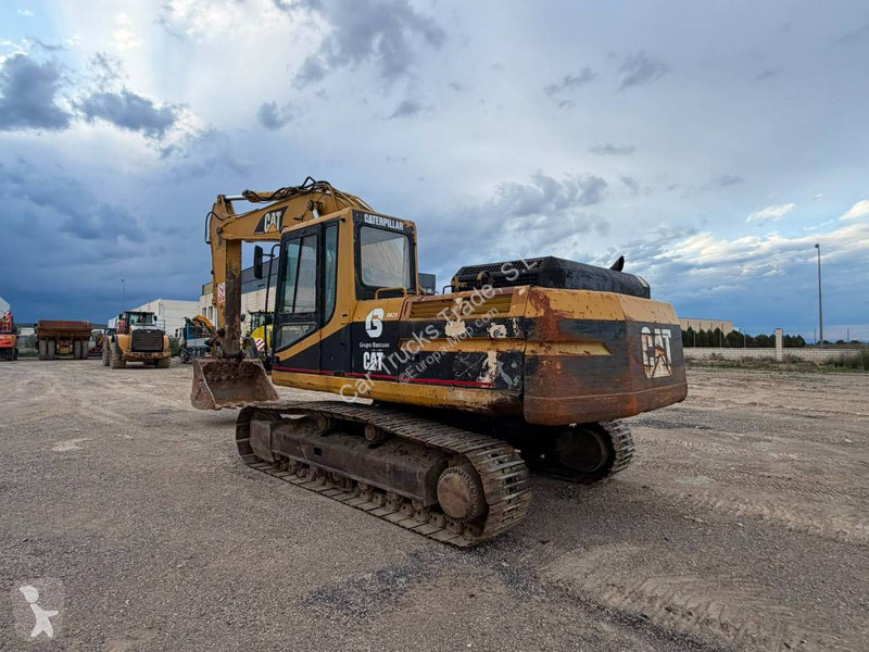 Excavadora Caterpillar 325