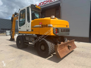 جرافة على عجلات Liebherr