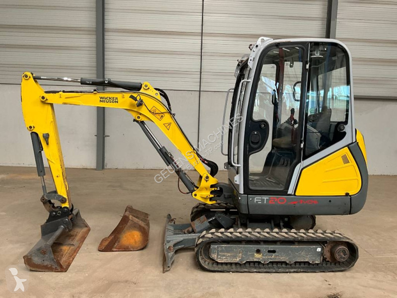 جرافة Neuson ET 20