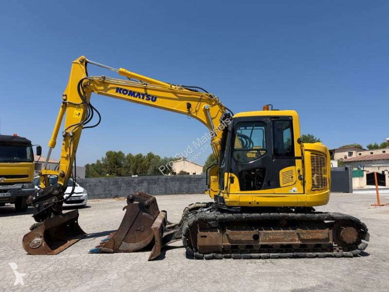 جرافة Komatsu PC138 US-11