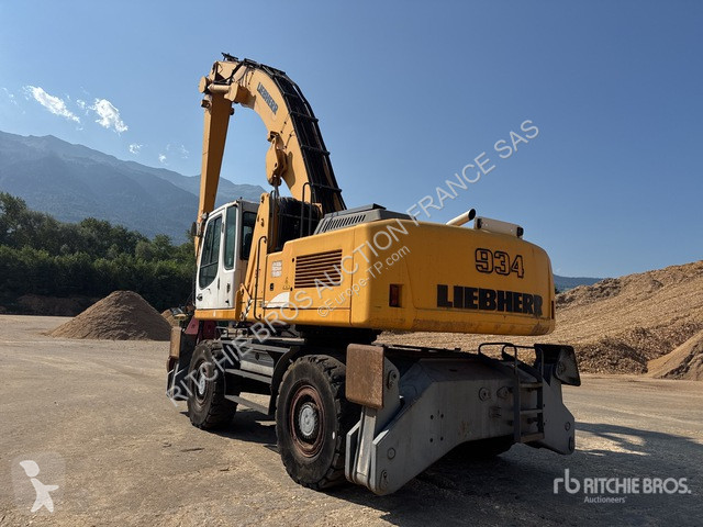 Rýpadlo Liebherr C-HD