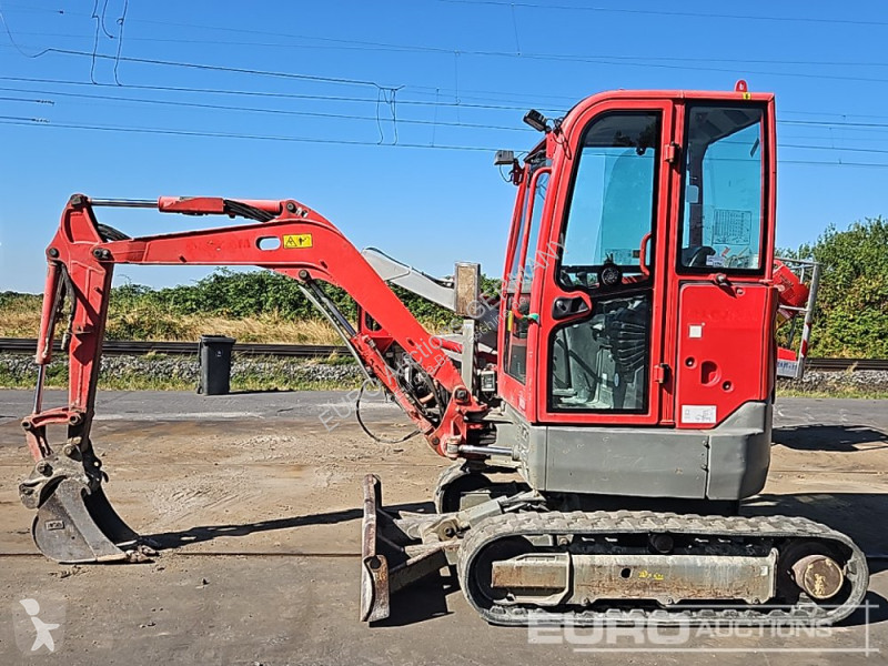 Экскаватор Volvo ECR25D