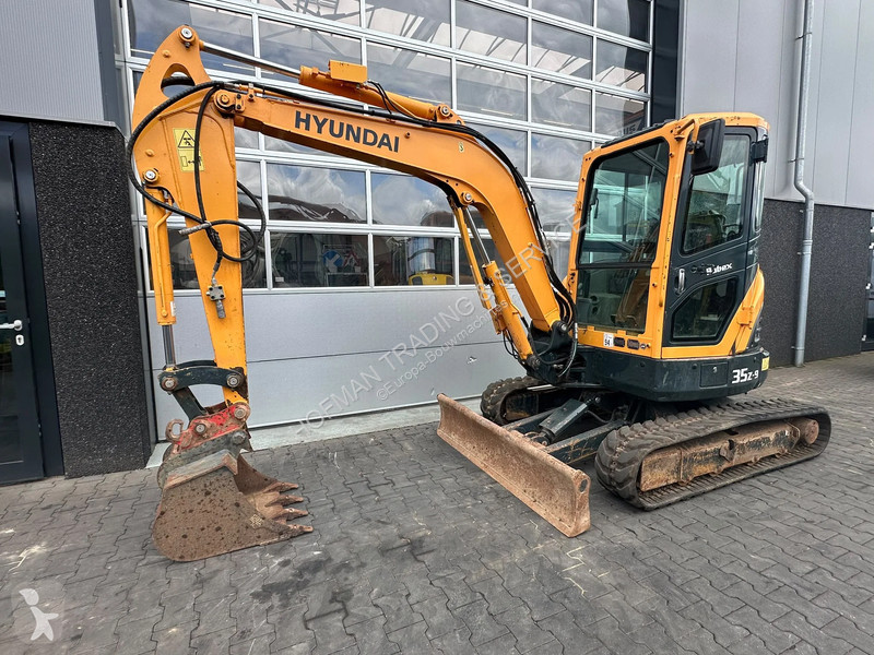 جرافة Hyundai Robex 35Z-9