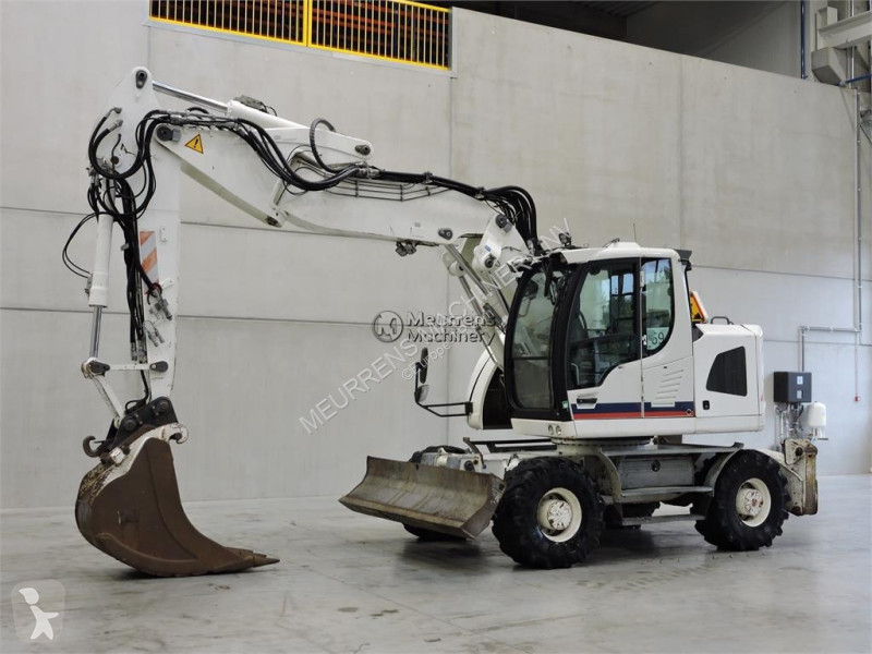 جرافة Liebherr A918