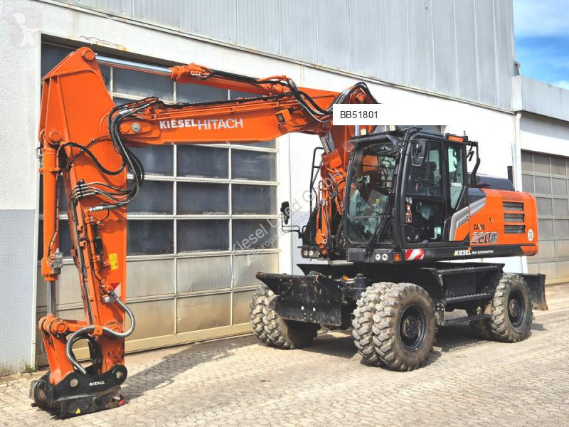 جرافة Hitachi ZX220W-7
