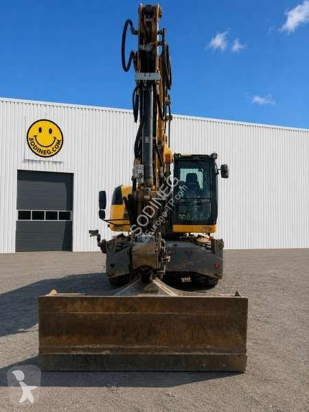جرافة Liebherr A  COMPACT