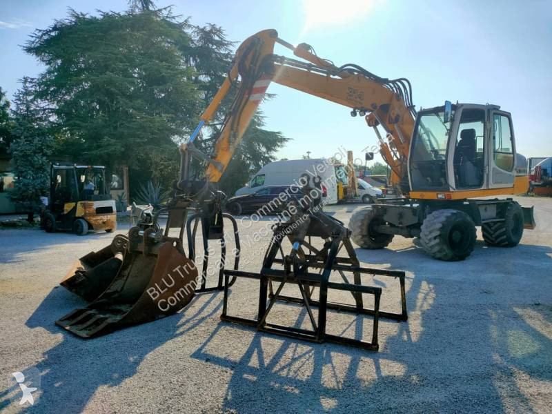 Escavatore Liebherr