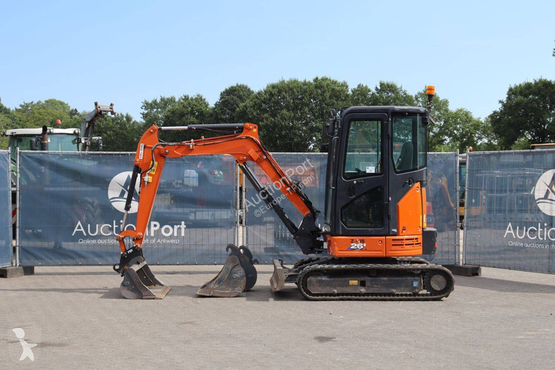 Rýpadlo Hitachi ZX26U-6 CLR