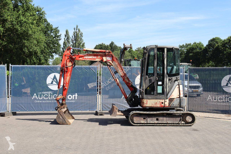 جرافة Hitachi