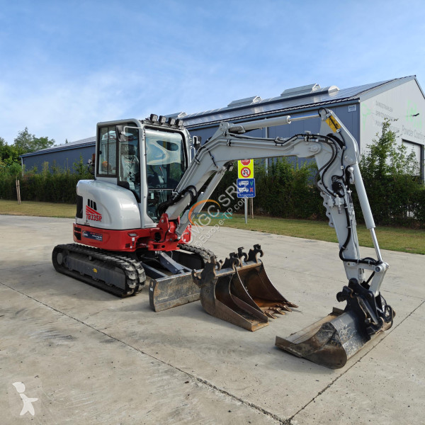 Rýpadlo Takeuchi TB335R