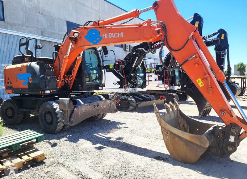 جرافة Hitachi ZX-140W-6