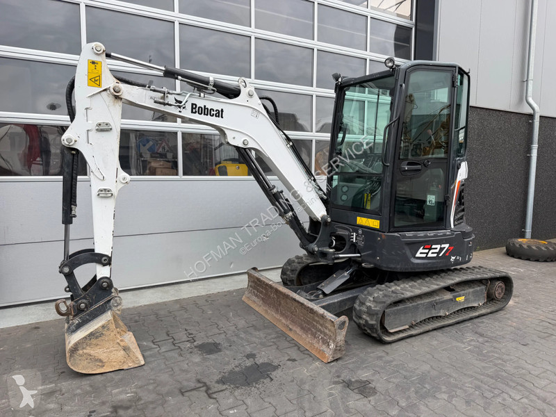 Rýpadlo Bobcat E27z