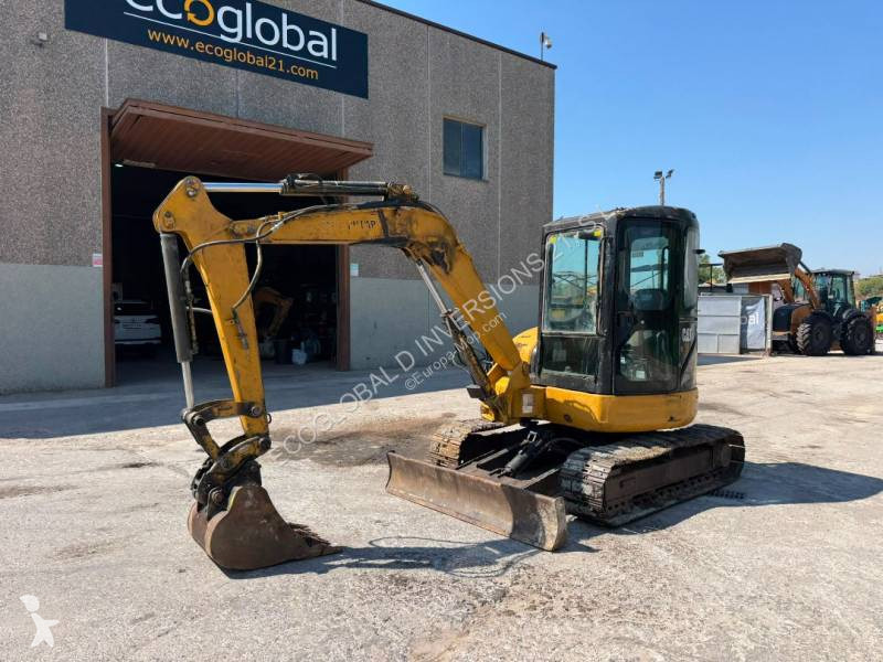 جرافة Caterpillar 304