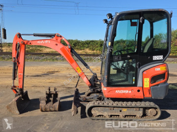 جرافة صغيرة Kubota