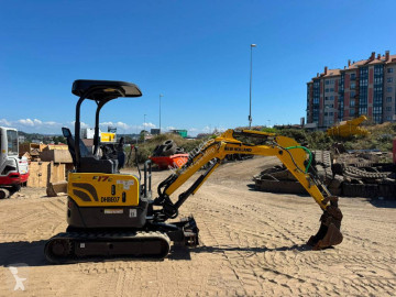 New Holland E17C