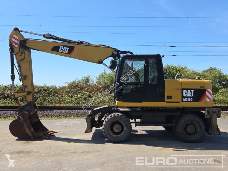جرافة Caterpillar D