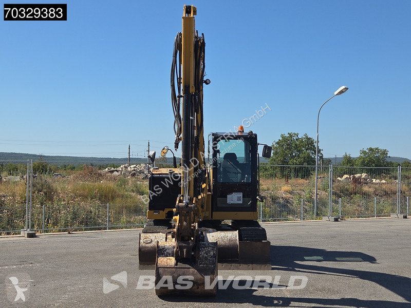 Lopatový nakládač Caterpillar CR