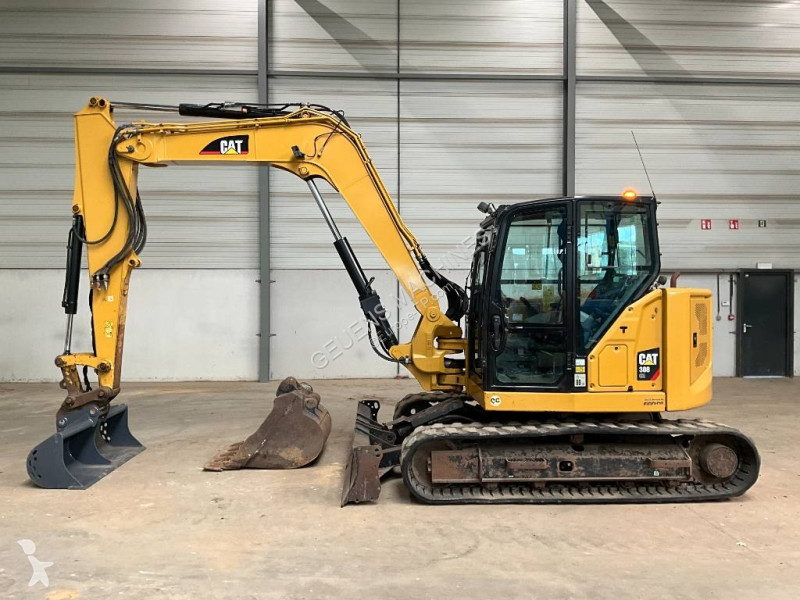 جرافة Caterpillar CR