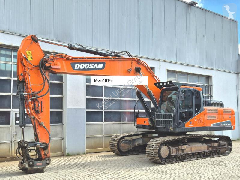 جرافة Doosan 5