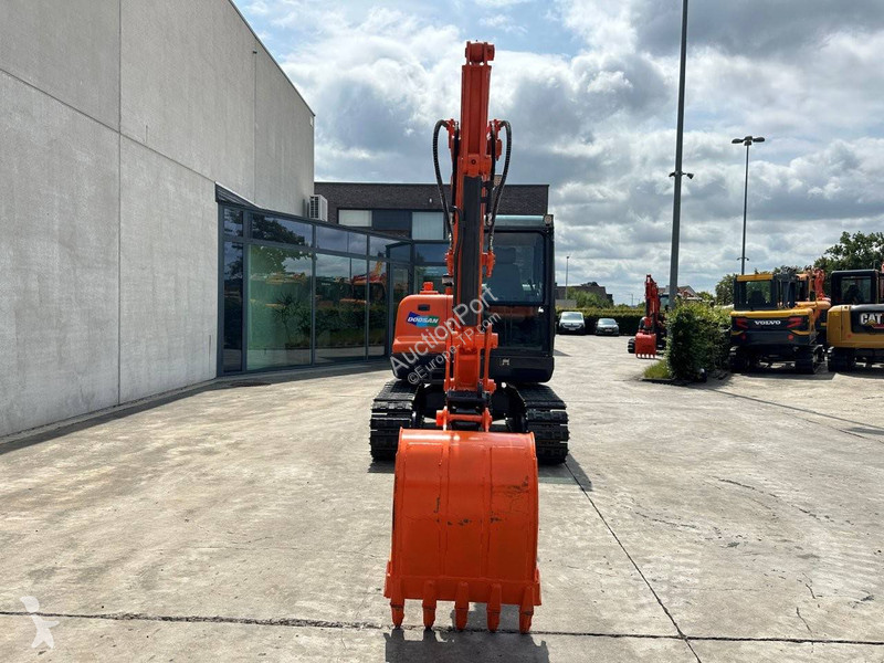 جرافة Doosan 9C