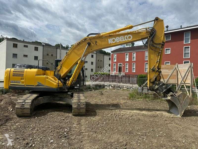 جرافة Kobelco 11