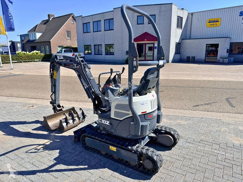 جرافة Schaeff TC10 Minigraver