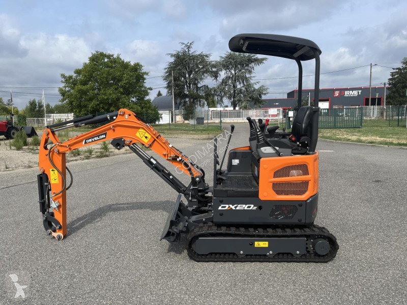 جرافة Develon  DX20Z-7
