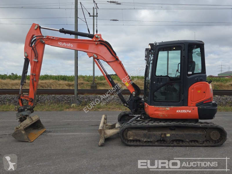 Багер Kubota