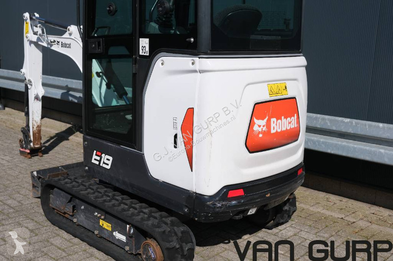Lopatový nakládač Bobcat E 19 | 2023 | 500std