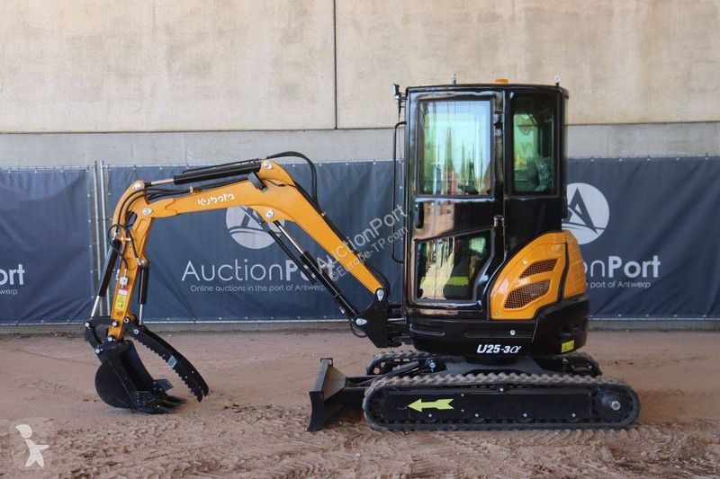 Captok 30C excavator