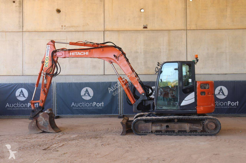 Lopatový nakládač Hitachi Zaxis B-6