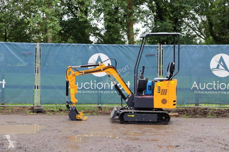 Excavator  HT10