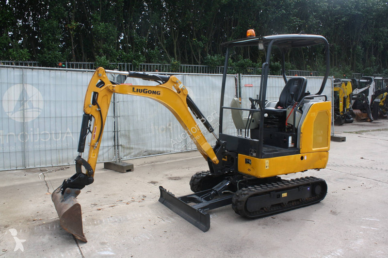 Excavadora LiuGong 908H