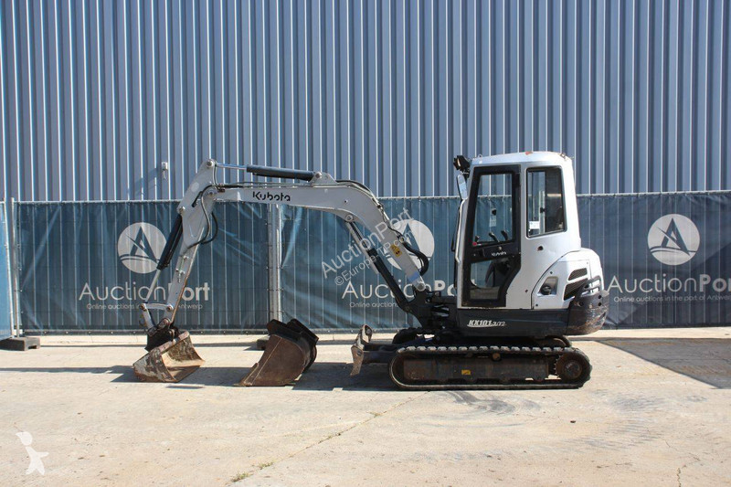 Excavadora Kubota α2
