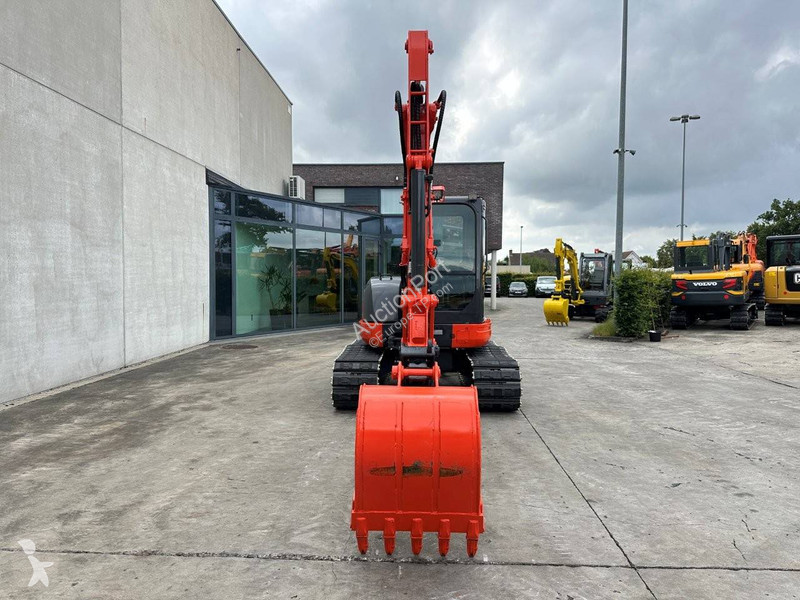 Excavadora Kubota SZ