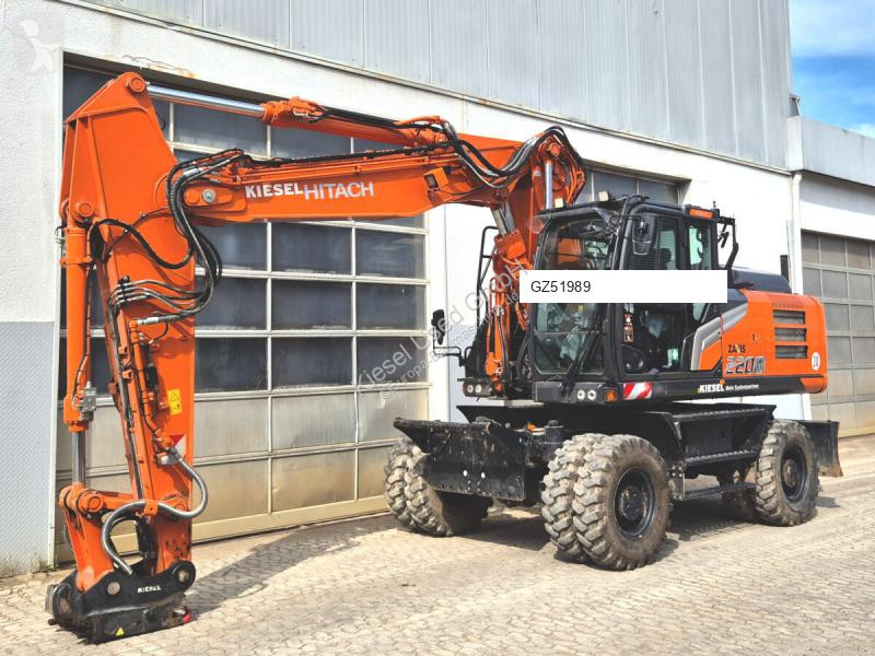 Excavadora Hitachi ZX220W-7