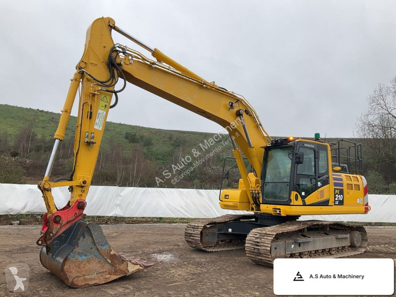 Pelle Komatsu 11