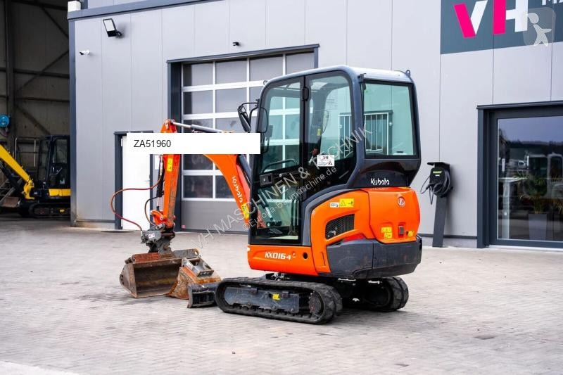 Багер Kubota