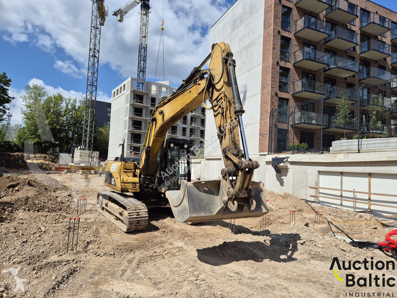 Excavadora Caterpillar