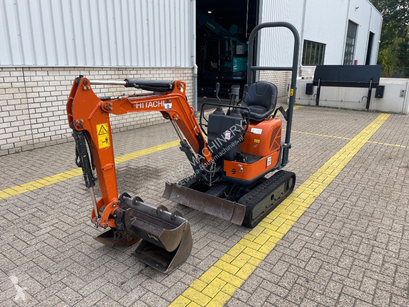 Багер Hitachi ZX 10 U-6