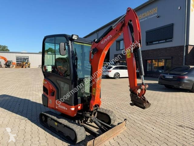 Багер Kubota